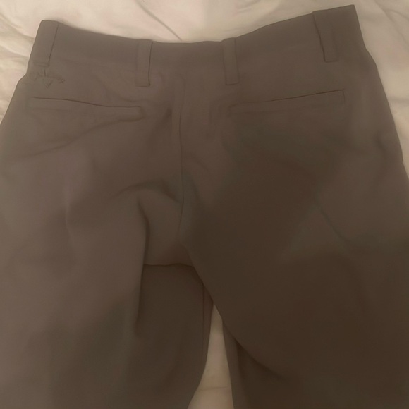 CALLAWAY 30 WAIST GRAY GOLF SHORTS - Picture 4 of 4